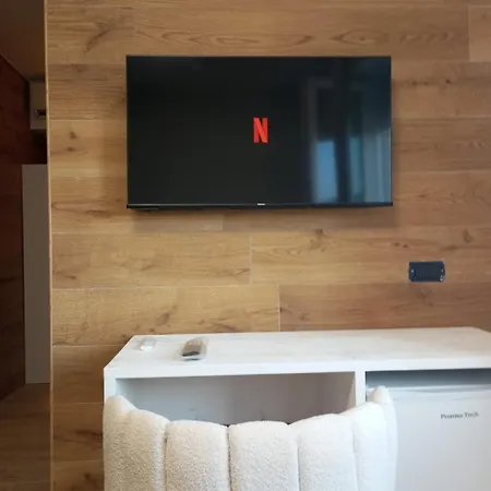 La Finestra Sugli Ulivi *